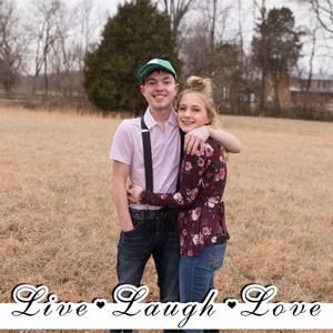 Meet your Posher, Chloe